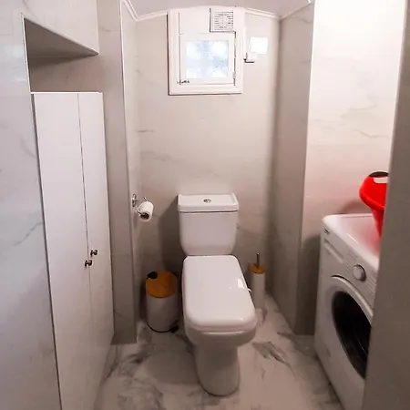 Vacations In Corfu-antiperni By Corfuescapes Apartamento Antipernoi